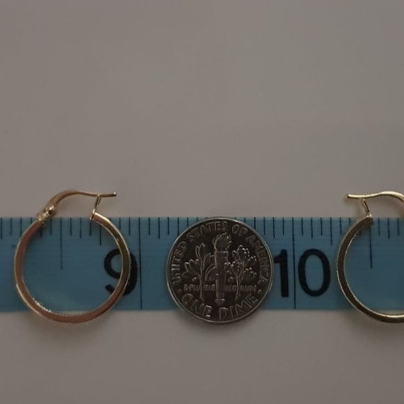 Earring - NEW - Picture 2 of 11